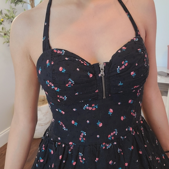 Kismet Black Foral Halter Dress - Picture 4 of 14